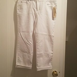 White denim jeans
